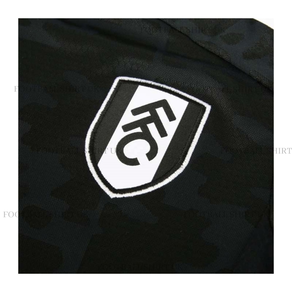 Fullham Away Football Shirt UK 21-22 (1)