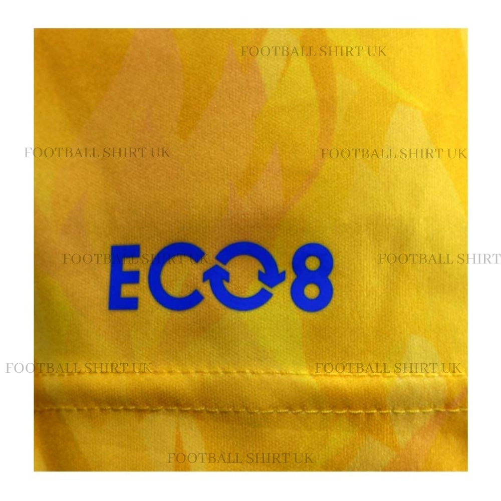 Southampton Away Football Shirt UK 21-22 (3)